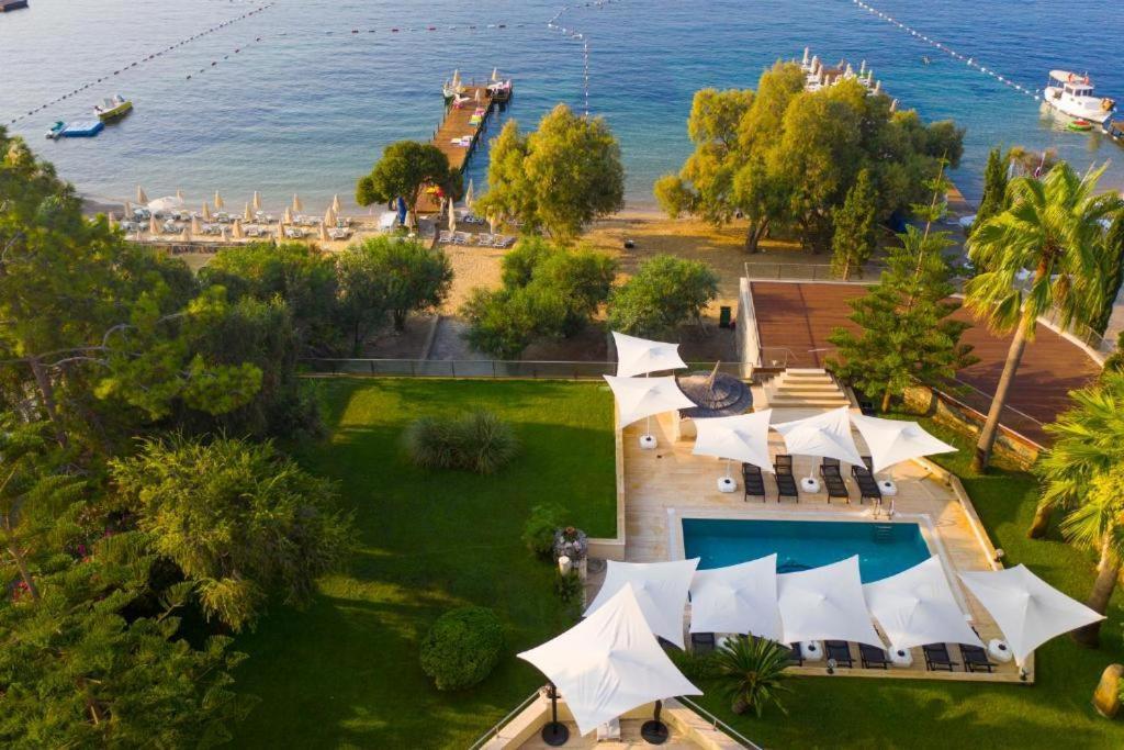Farrys Boutique Hotel & Beach Club - יאליקאבאק מראה חיצוני תמונה