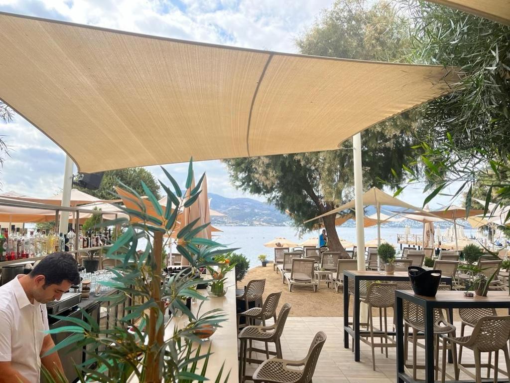 Farrys Boutique Hotel & Beach Club - יאליקאבאק מראה חיצוני תמונה